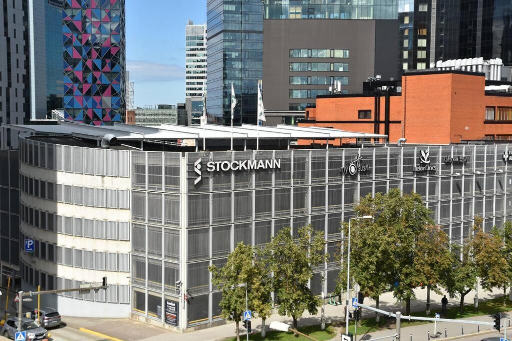 Kahe Magamistoaga Ja Suure Elutoaga 3-Toaline Korter Vaatega Tallinna Aerikeskusele Ngoại thất bức ảnh